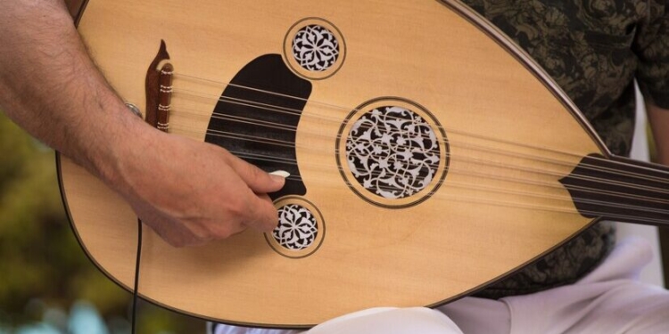 Moroccan Music: A Rich Blend of Tradition and Modernity moroccopreneur.com moroccopreneur gnaoua
