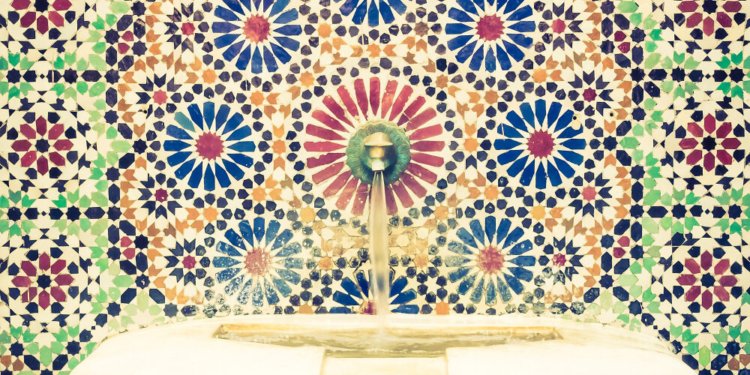 Exploring Morocco's Artisanal Heritage Preserving Traditional Crafts in a Modern World moroccopreneur.com morocco